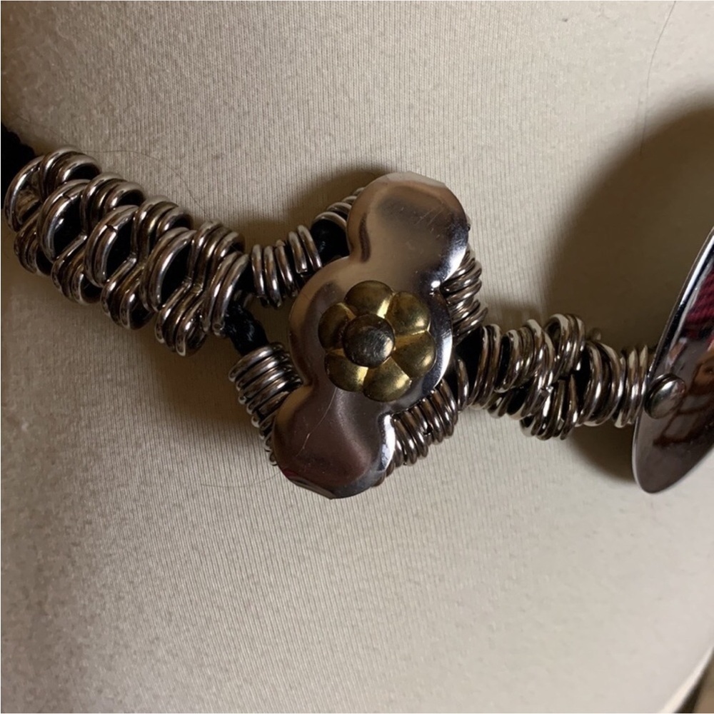 Metal belt with black braid and hook and chain closure - Picture 6 of 11